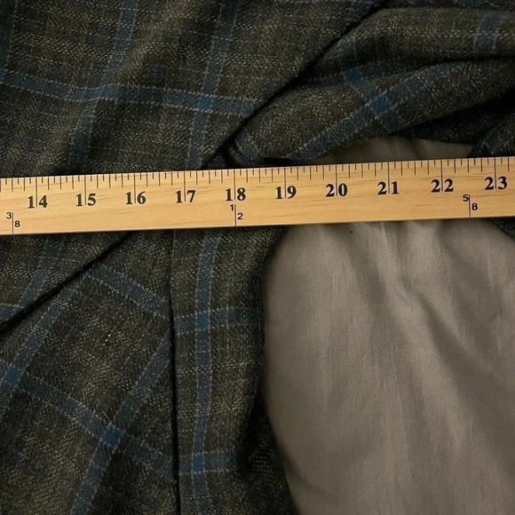 Cabi Plaid Court Cape Jacket Gray Plaid Style 916 Size 10 Business Singl… - Picture 10 of 13
